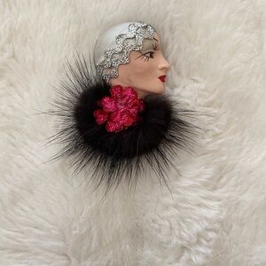 Elegant Art Deco inspired Brooch